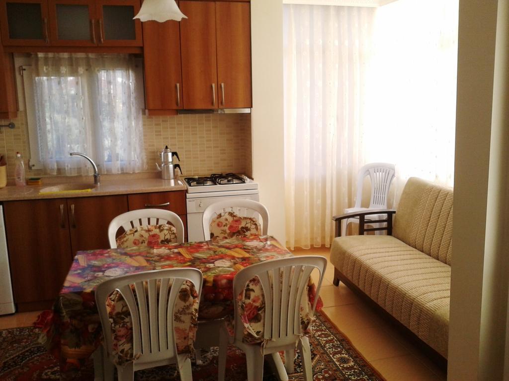 Zeus Apart Pansiyon Гюзельчамли Экстерьер фото